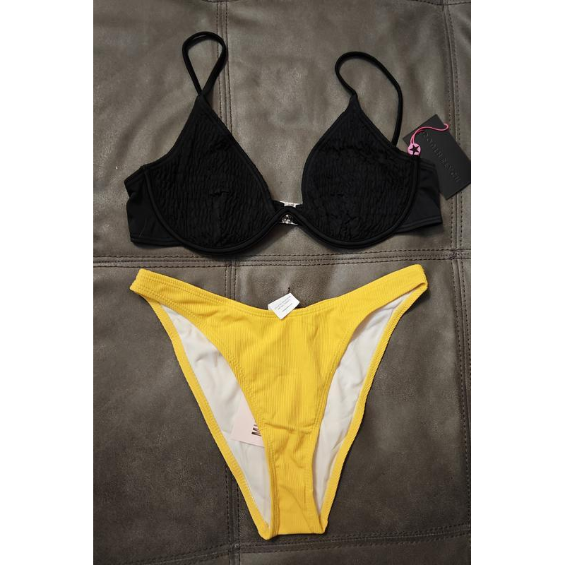 Жіночий купальник, розмір верх - 14, низ- 8 Жіночий купальник, розмір верх - 14, низ- 8