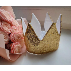 Корона для маленької принцеси золота